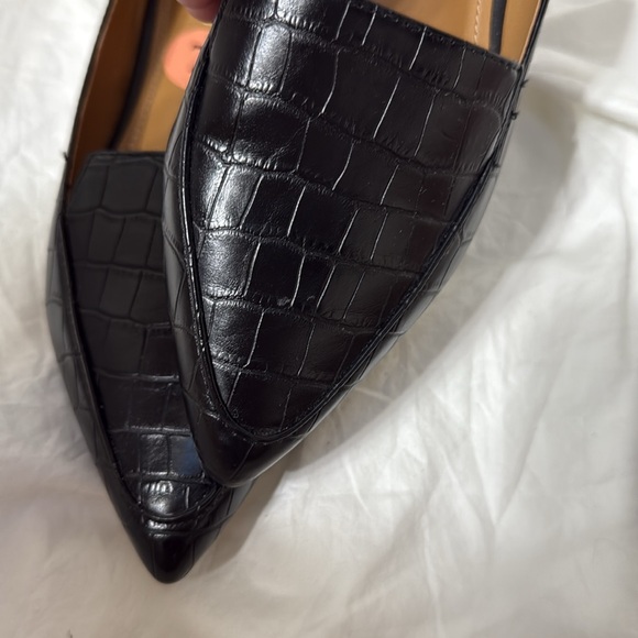 Women’s Nine West Black Faux Alligator Leather Loafer flats. Size 7. - Picture 5 of 11
